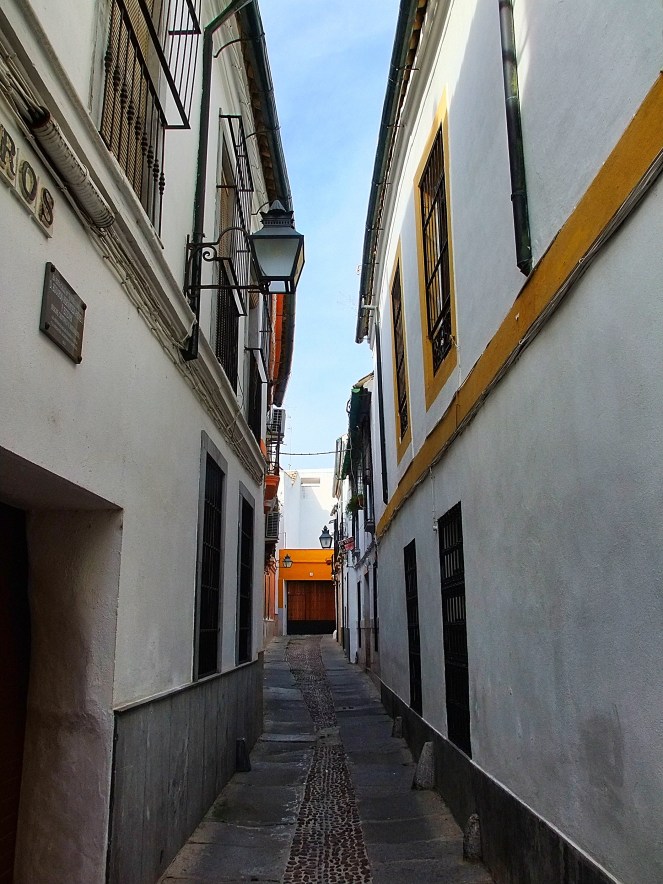Typische Gasse in Córdoba